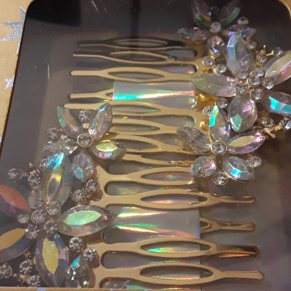 Set of 2 Enchante Iridescent Dressy Hair Clips - Picture 2 of 2